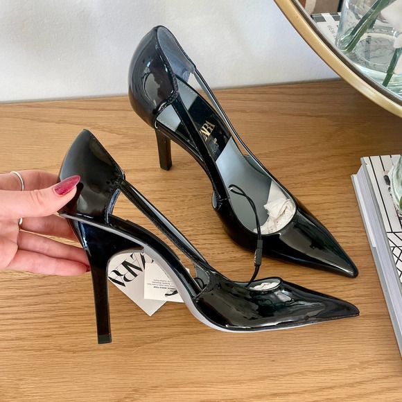 ZARA CUT OUT PATENT POINTED HIGH HEELS 9 - Picture 13 of 13